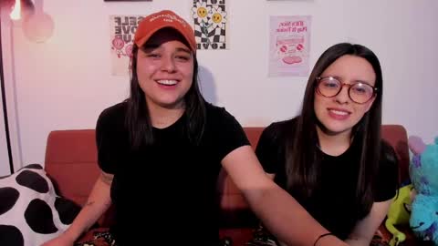 Laura online show from 04-28-26, 05:56