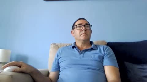 Mrcaruso online show from 10-19-25, 03:23