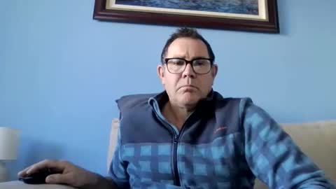 Snapshot of mrcaruso chatting on 01-11-26, 01:05 Mrcaruso online show from 01-11-26, 01:05