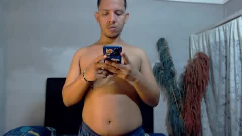 Snapshot of mrchrisdaniel chatting on 06-14-26, 03:03 Christtofer online show from 06-14-26, 03:03