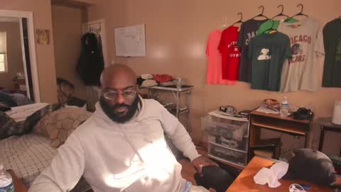 Chuck Daily online show from 10-21-25, 01:45