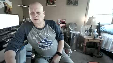 Snapshot of mrclean_55 chatting on 11-03-25, 04:41 MrClean55 online show from 11-03-25, 04:41