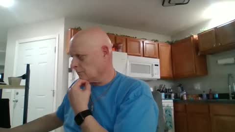 Snapshot of mrclean_55 chatting on 04-27-26, 07:01 MrClean55 online show from 04-27-26, 07:01