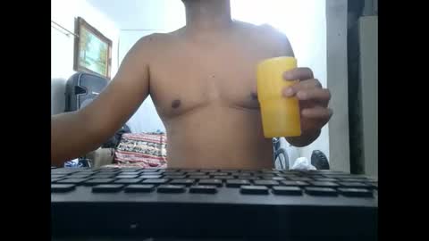 Snapshot of mrdongato01 chatting on 01-16-25, 03:23 Gato online show from 01-16-25, 03:23