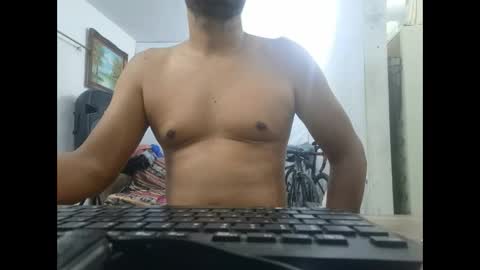 Snapshot of mrdongato01 chatting on 02-09-25, 10:43 Gato online show from 02-09-25, 10:43