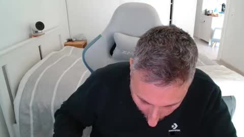 mrdr000 online show from 04-24-26, 10:39