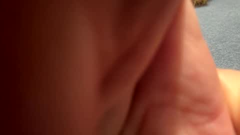 mreric_210 online show from 10-04-25, 09:18