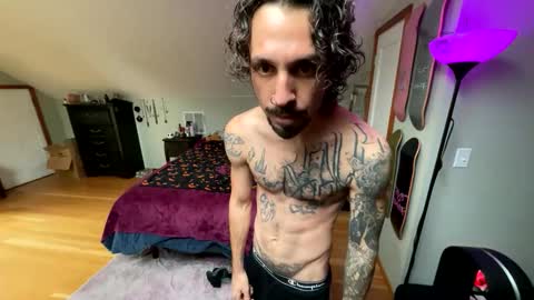 Snapshot of mrfanceypants chatting on 11-10-25, 09:47 mrfanceypants online show from 11-10-25, 09:47