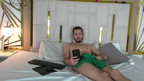 Snapshot of mrfranco_vc chatting on 05-16-26, 02:52 Andy online show from 05-16-26, 02:52
