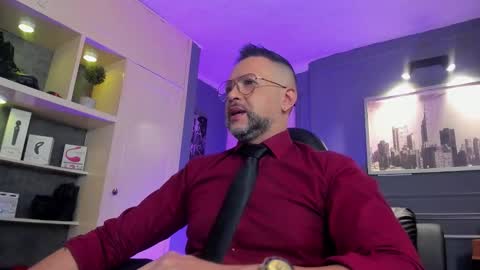 Snapshot of mrfrank_tattoo chatting on 12-22-25, 12:13 MrFrank. online show from 12-22-25, 12:13