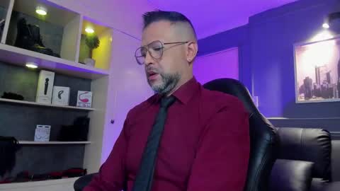 Snapshot of mrfrank_tattoo chatting on 01-06-26, 11:36 MrFrank. online show from 01-06-26, 11:36