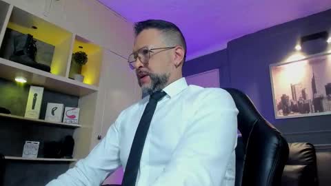Snapshot of mrfrank_tattoo chatting on 02-17-26, 11:18 MrFrank. online show from 02-17-26, 11:18