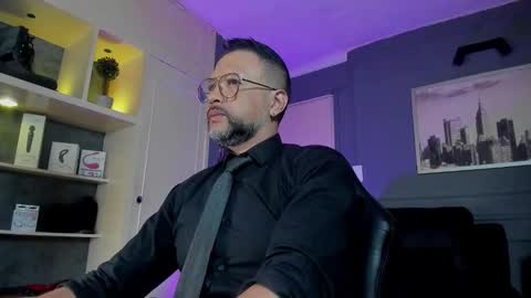 Snapshot of mrfrank_tattoo chatting on 02-18-26, 10:44 MrFrank. online show from 02-18-26, 10:44