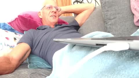 MrFunTimeforYou online show from 12-15-24, 08:58