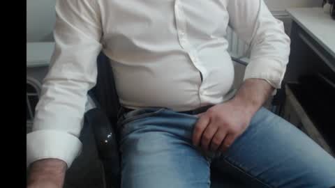 Snapshot of mrhorny_2023 chatting on 01-14-25, 07:06 Your Mister online show from 01-14-25, 07:06