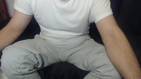 Snapshot of mrhorny_2023 chatting on 01-24-25, 08:02 Your Mister online show from 01-24-25, 08:02