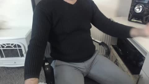 Snapshot of mrhorny_2023 chatting on 02-10-25, 09:04 Your Mister online show from 02-10-25, 09:04