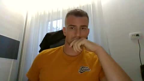 Snapshot of mrhornyy12113 chatting on 10-01-25, 04:13 mrhornyy12113 online show from 10-01-25, 04:13