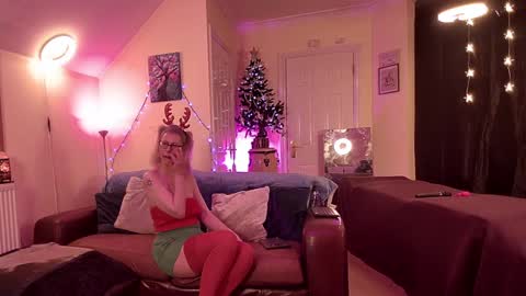 Snapshot of mrjandmrsj2014 chatting on 12-03-24, 04:28 Mr  Mrs J online show from 12-03-24, 04:28