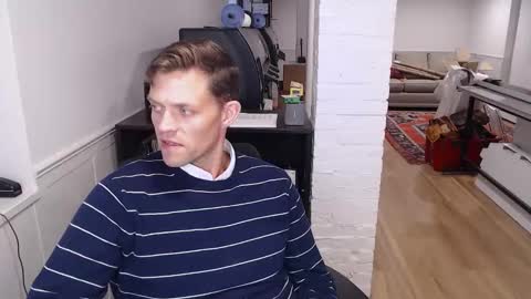 Snapshot of mrkenridge chatting on 10-24-25, 05:42 mrkenridge online show from 10-24-25, 05:42