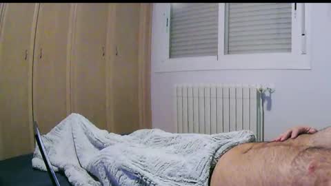 Snapshot of mrkurns chatting on 01-01-25, 10:46 mrkurns online show from 01-01-25, 10:46