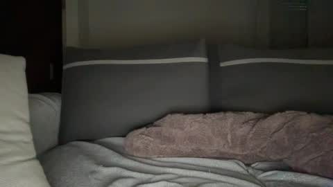 YourLad online show from 01-08-26, 05:43