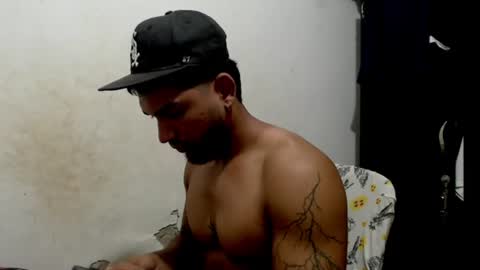 Snapshot of mrlevrone1 chatting on 06-24-26, 02:38 Mrlevrone1 online show from 06-24-26, 02:38