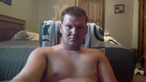 Snapshot of mrlongm8 chatting on 09-30-25, 03:28 mrlongm8 online show from 09-30-25, 03:28