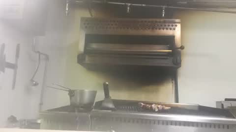 Snapshot of mrmagillacutty chatting on 01-25-25, 02:47 Jacob Matthew online show from 01-25-25, 02:47