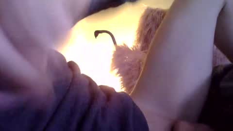 Snapshot of mrmagillacutty chatting on 11-24-25, 05:51 Jacob Matthew online show from 11-24-25, 05:51