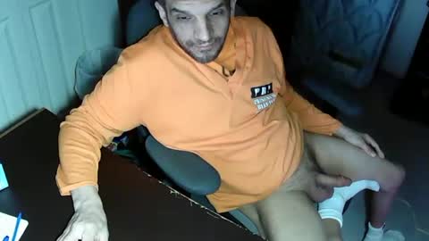 Snapshot of mrmarcxxcam chatting on 02-23-25, 04:50 MrMarc online show from 02-23-25, 04:50