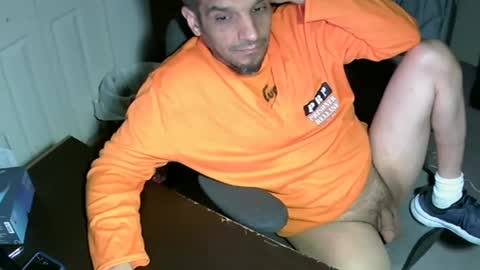 Snapshot of mrmarcxxcam chatting on 09-26-25, 02:48 MrMarc online show from 09-26-25, 02:48