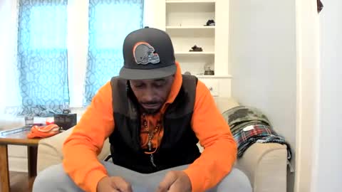 mromg007 online show from 12-29-24, 06:49