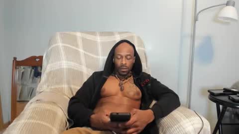 Snapshot of mromg007 chatting on 03-13-26, 03:02 mromg007 online show from 03-13-26, 03:02