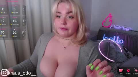 Snapshot of mrs_kitty69 chatting on 04-20-26, 08:28 mrs kitty69 online show from 04-20-26, 08:28