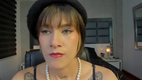 Regina online show from 07-11-26, 04:26