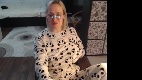 Sasha online show from 03-10-26, 02:55