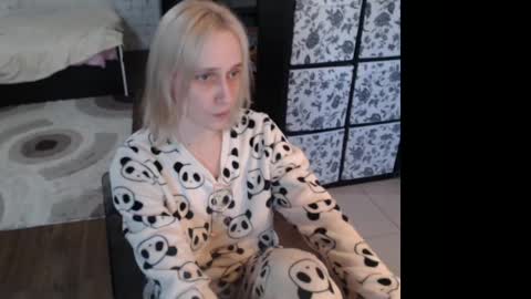 Sasha online show from 04-12-26, 02:22