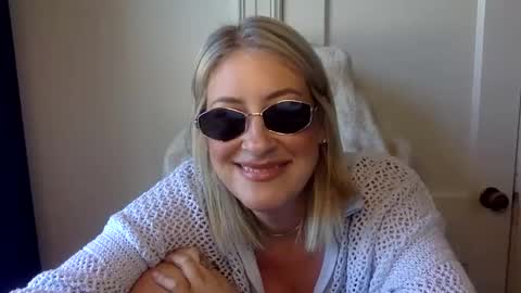 MrsPrissXO online show from 04-27-26, 12:47