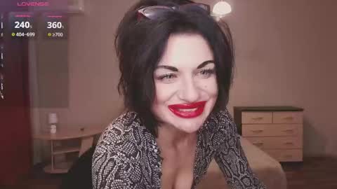 Hi Im Anna PVT open 6 tk  extratokens  online show from 12-08-24, 03:13