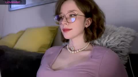 Snapshot of ms_christiana chatting on 02-06-26, 03:59 ms_christiana online show from 02-06-26, 03:59