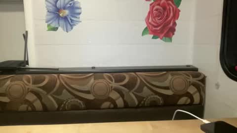 ms_cougarcrush online show from 11-19-25, 11:27