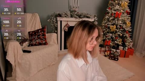 Snapshot of ms_elizabethqueen chatting on 12-27-24, 02:33 Elizabeth online show from 12-27-24, 02:33