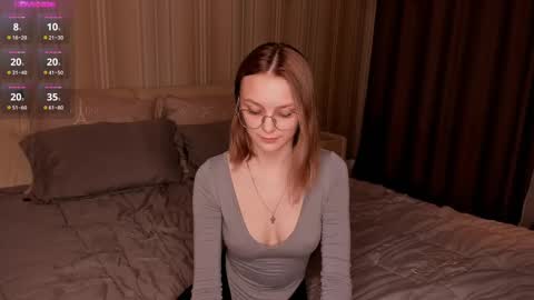 Snapshot of ms_elizabethqueen chatting on 02-28-25, 06:09 Elizabeth online show from 02-28-25, 06:09