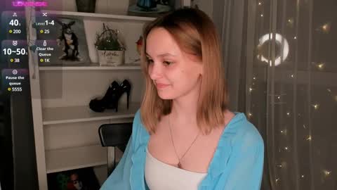 Snapshot of ms_elizabethqueen chatting on 03-06-25, 08:59 Elizabeth online show from 03-06-25, 08:59