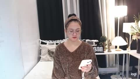 Snapshot of ms_grey4u chatting on 02-13-25, 12:43 Ash online show from 02-13-25, 12:43