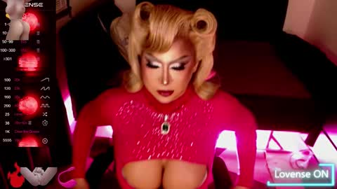 Snapshot of ms_lhadycummer chatting on 10-28-25, 08:29 Samantha online show from 10-28-25, 08:29