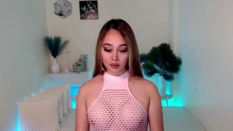 Evon online show from 09-18-25, 04:03