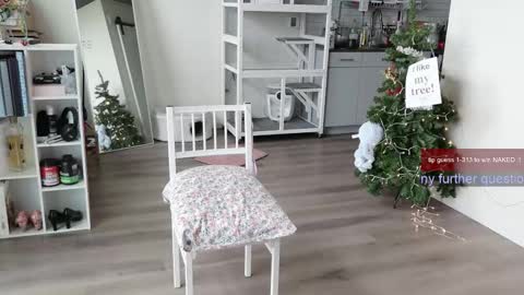 R o r i  SnapChat heyroriv2 wednesday - sunday Noon oclock mountain - 5pm mountain online show from 10-10-25, 06:40