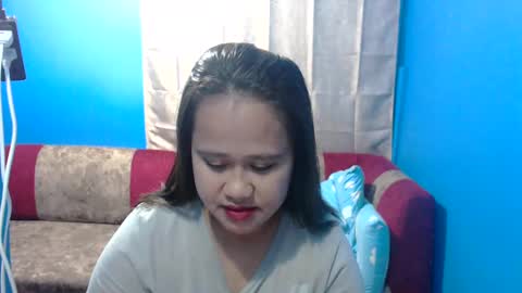 Snapshot of ms_nathalie chatting on 02-12-25, 11:18 Nathalie online show from 02-12-25, 11:18